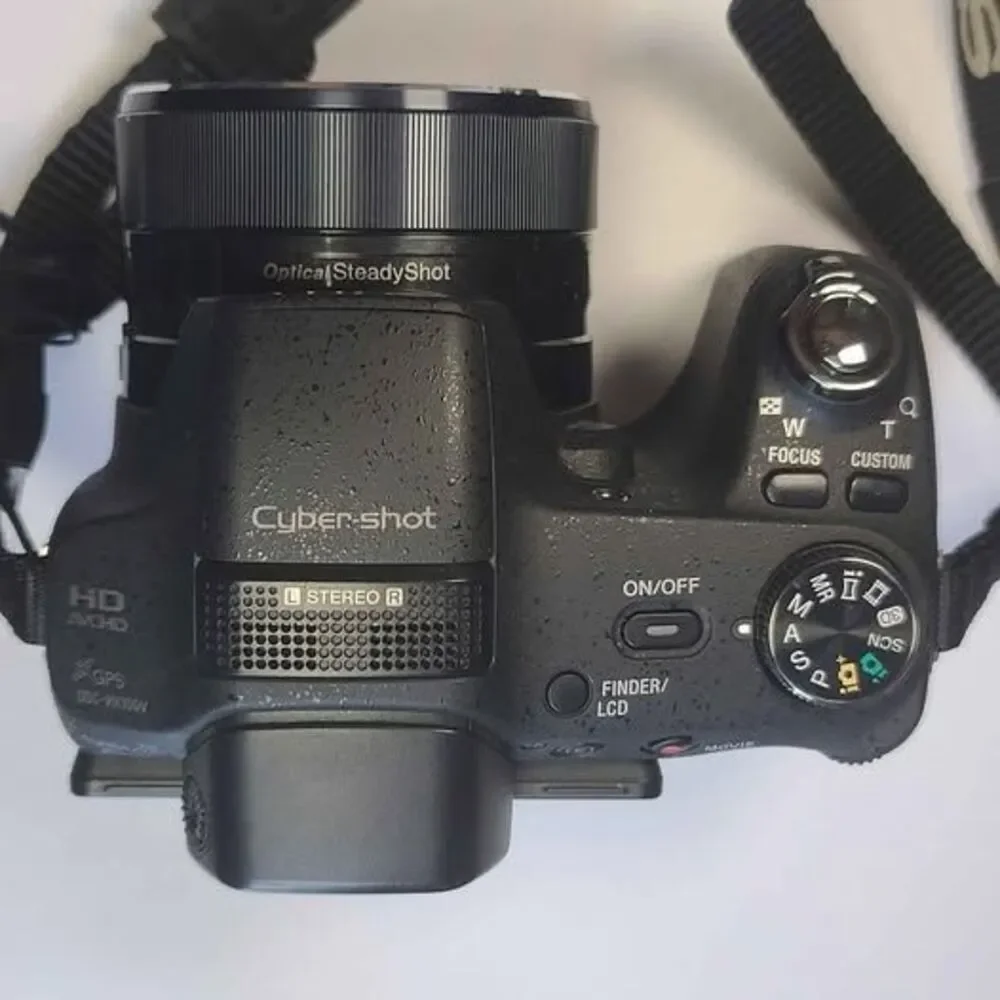 Sony Cyber-shot DSC-HX100V Digital Camera